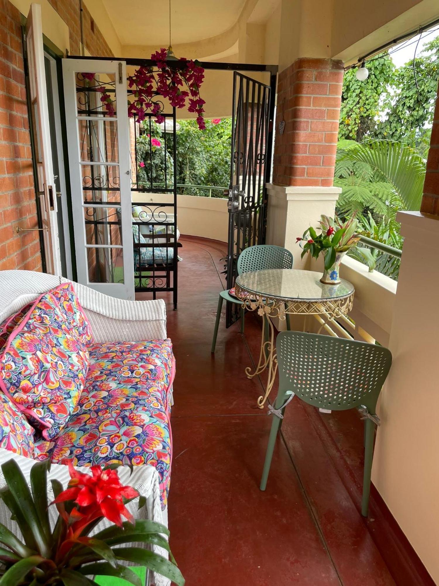 Babinda Quarters Hotel Exterior photo